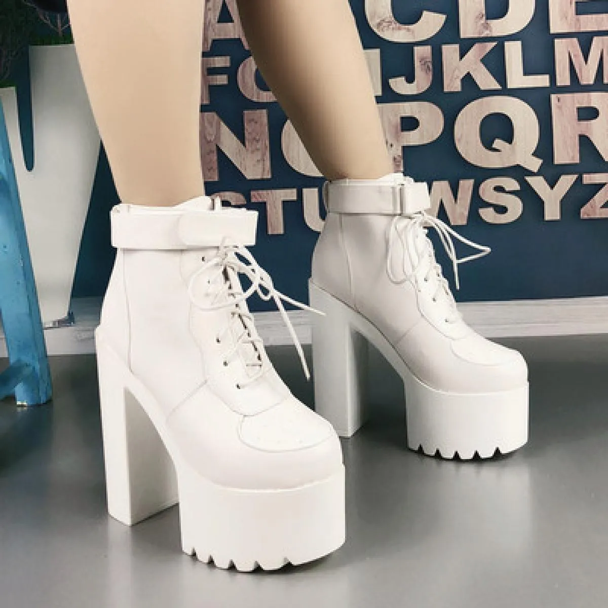 2022 nuove scarpe da donna di moda 15 cm stivali da donna e stivali con tacco quadrato in America stivaletti con tacco alto da d