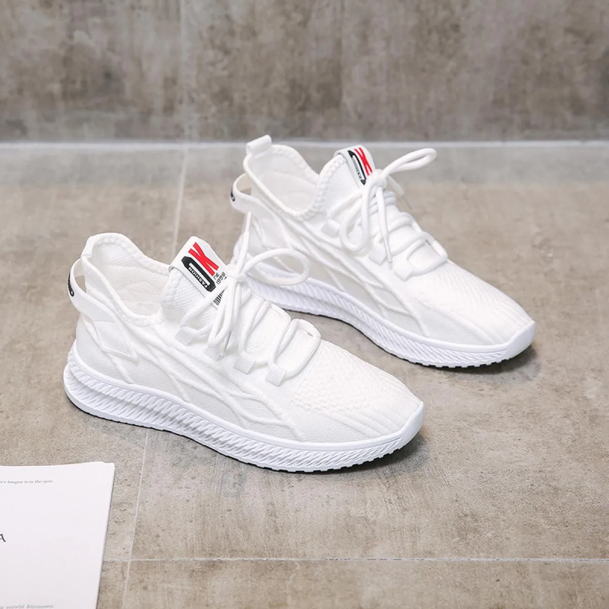 2022 Sneakers alla moda Scarpe da donna Scarpe con plateau in tessuto elasticizzato Scarpe traspiranti Scarpe basse da donna Moc