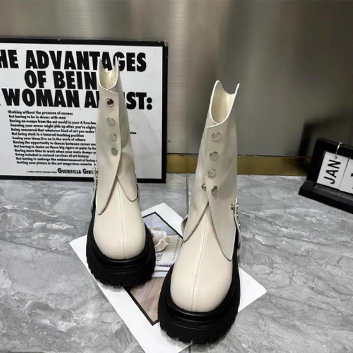 2023 Donne di Inverno Scarpe Tacco Medio Chunky Nuovo Chelsea Bootssnow Marchio di Moda Punk Goth Stivali da Moto Botas Signore