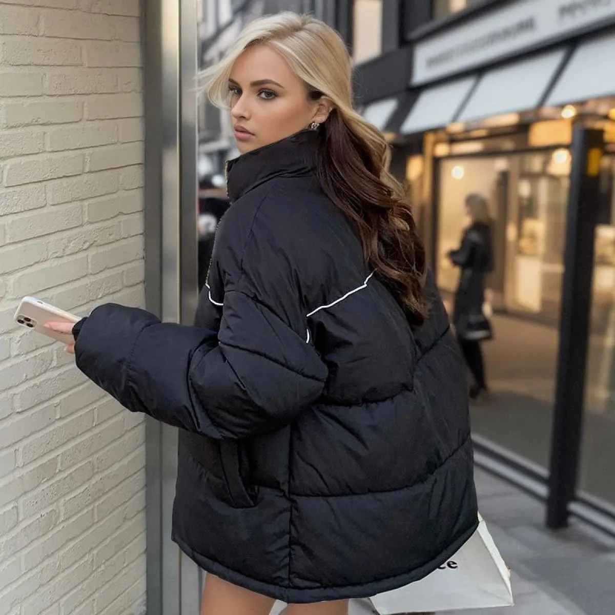 2023 Inverno Giù Parka imbottito in cotone Piumino femminile Patchwork allentato Cappotto caldo spesso da donna Capispalla antiv