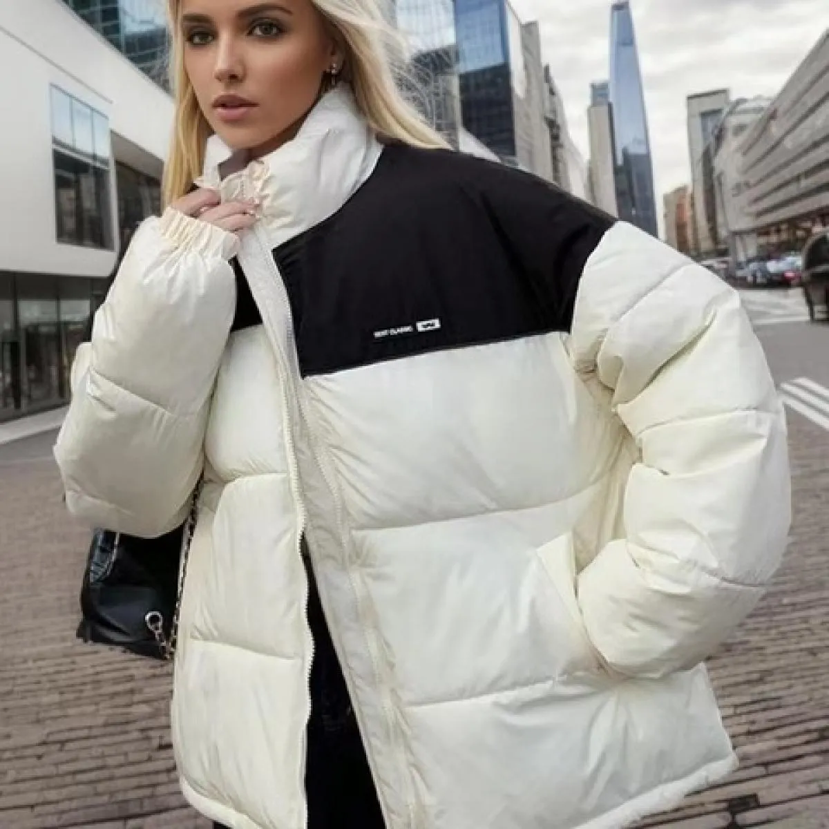 2023 Inverno Giù Parka imbottito in cotone Piumino femminile Patchwork allentato Cappotto caldo spesso da donna Capispalla antiv