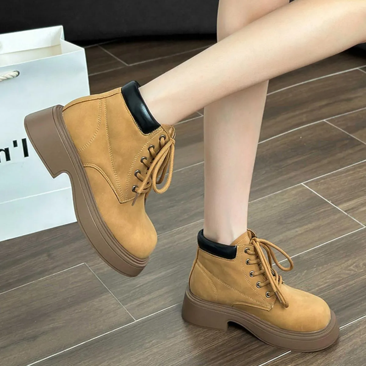 2023 Inverno Nuova Tendenza Delle Donne Chelsea Stivali Tacchi Medi Scarpe Alla Caviglia Lace Up Punk Grosso Stivali da Neve Del