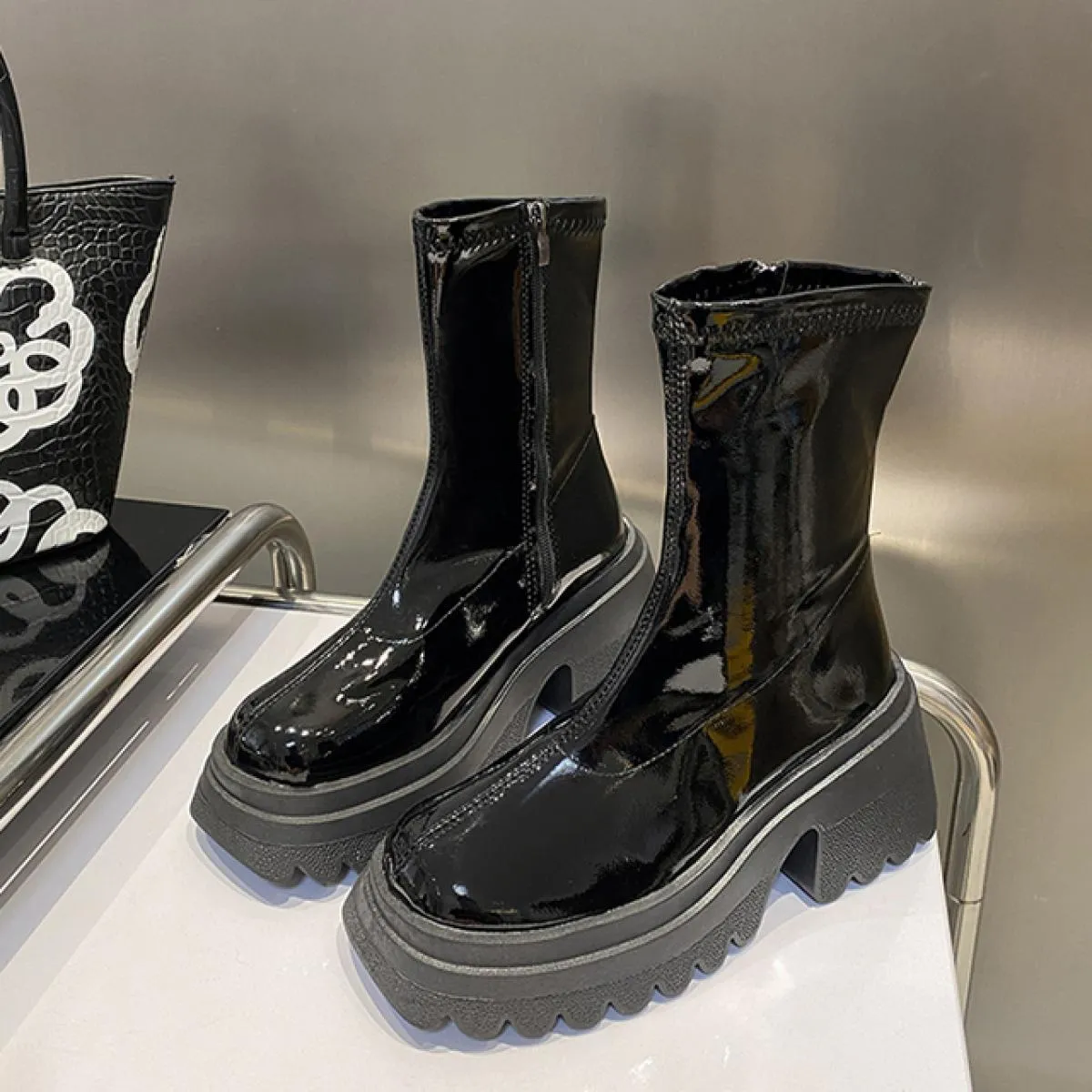 2023 inverno sopra la piattaforma del ginocchio scarpe da donna stivali Chelsea con tacco medio nuova tendenza moda stivali da m