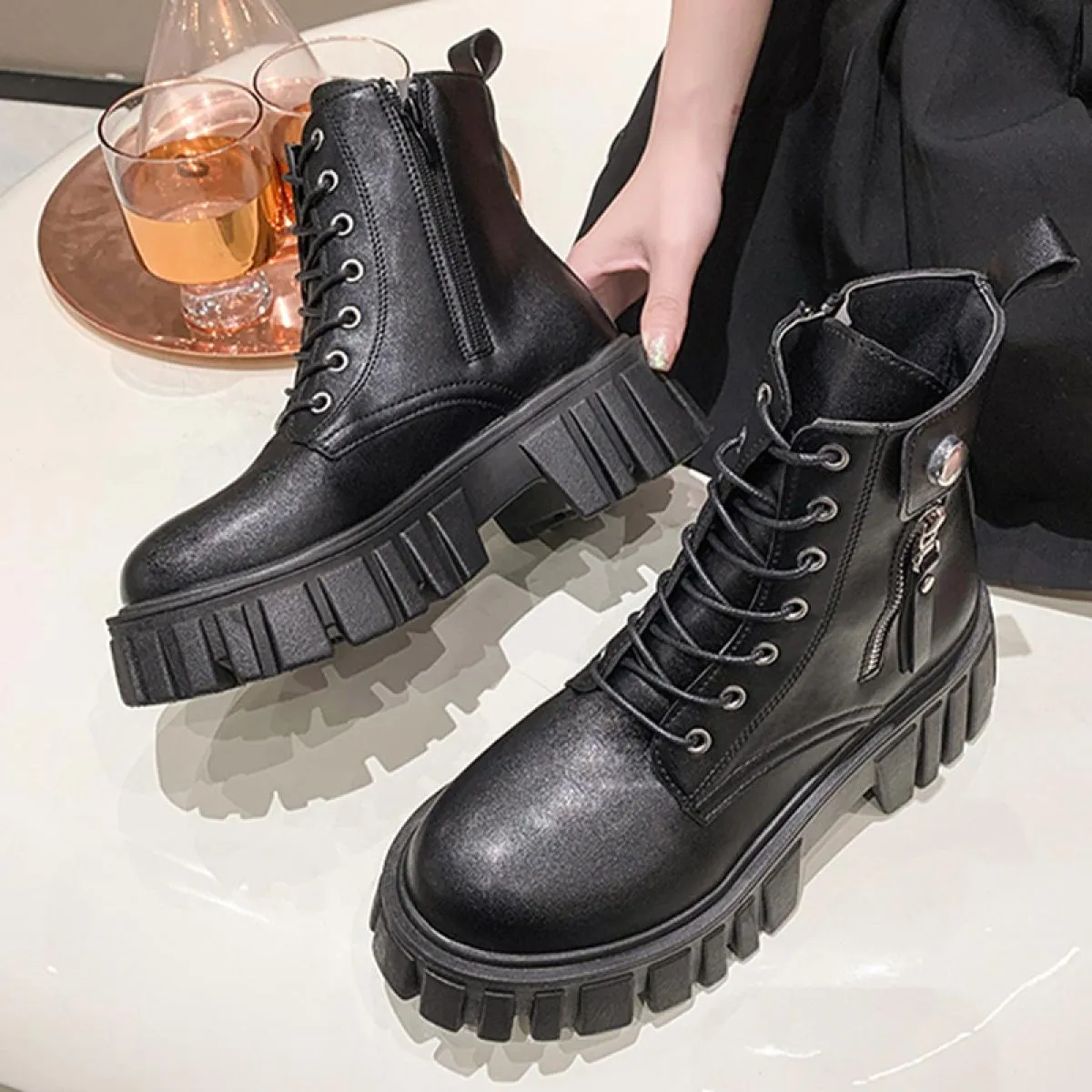 2023 nuovi stivali da moto invernali scarpe con plateau stivali Chelsea da donna stivali da cavaliere gotico in pelle pu designe