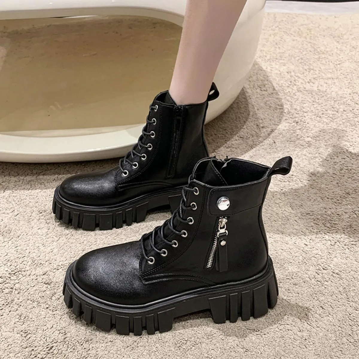 2023 nuovi stivali da moto invernali scarpe con plateau stivali Chelsea da donna stivali da cavaliere gotico in pelle pu designe