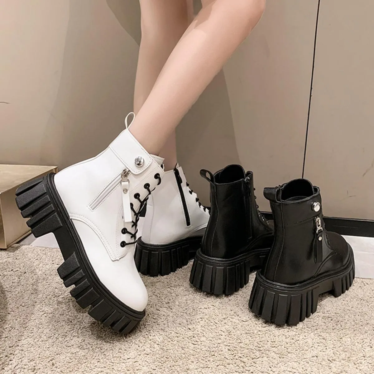 2023 nuovi stivali da moto invernali scarpe con plateau stivali Chelsea da donna stivali da cavaliere gotico in pelle pu designe