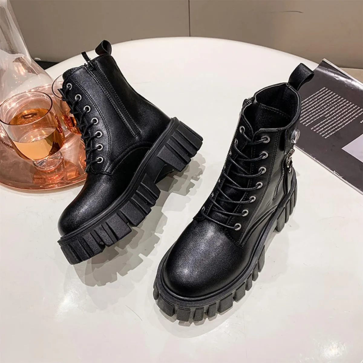 2023 nuovi stivali da moto invernali scarpe con plateau stivali Chelsea da donna stivali da cavaliere gotico in pelle pu designe