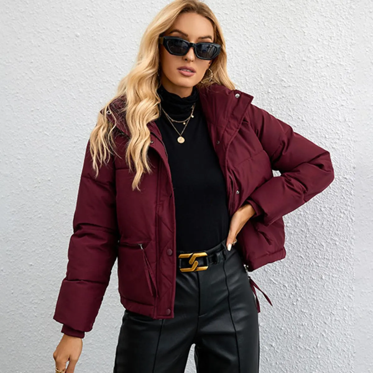 2023 nuovo autunno inverno piumino donna Casual cerniera spessa calda Parka cappotto cotone femminile nero bianco pantaloncini l