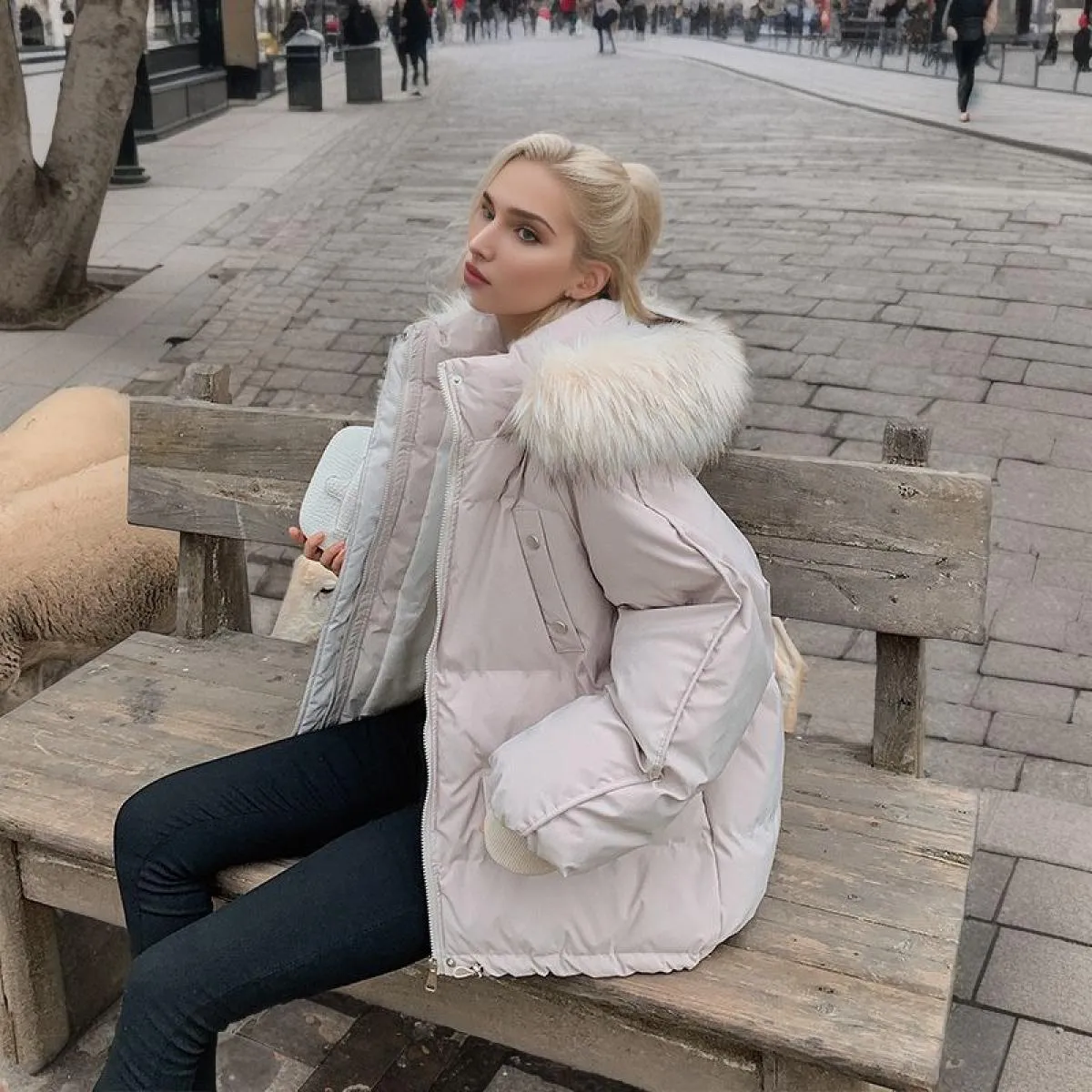 2023 Parka invernale con cappuccio da donna con collo in pelliccia grande giacca da donna con cerniera allentata piumino addensa