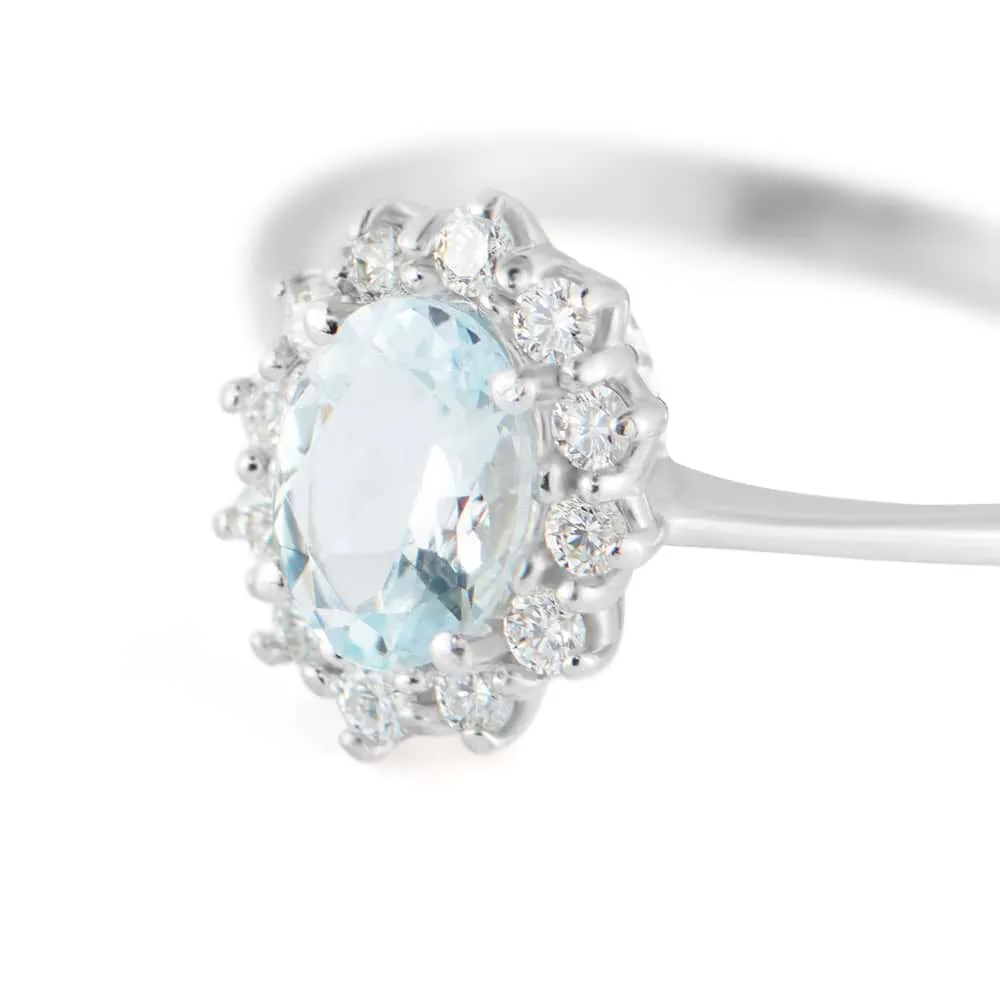 Anello Solitario Acquamarina Oro Bianco 750/1000 Acquamarina 0,65 ct Diamante Bianco 0,21 ct 1664972