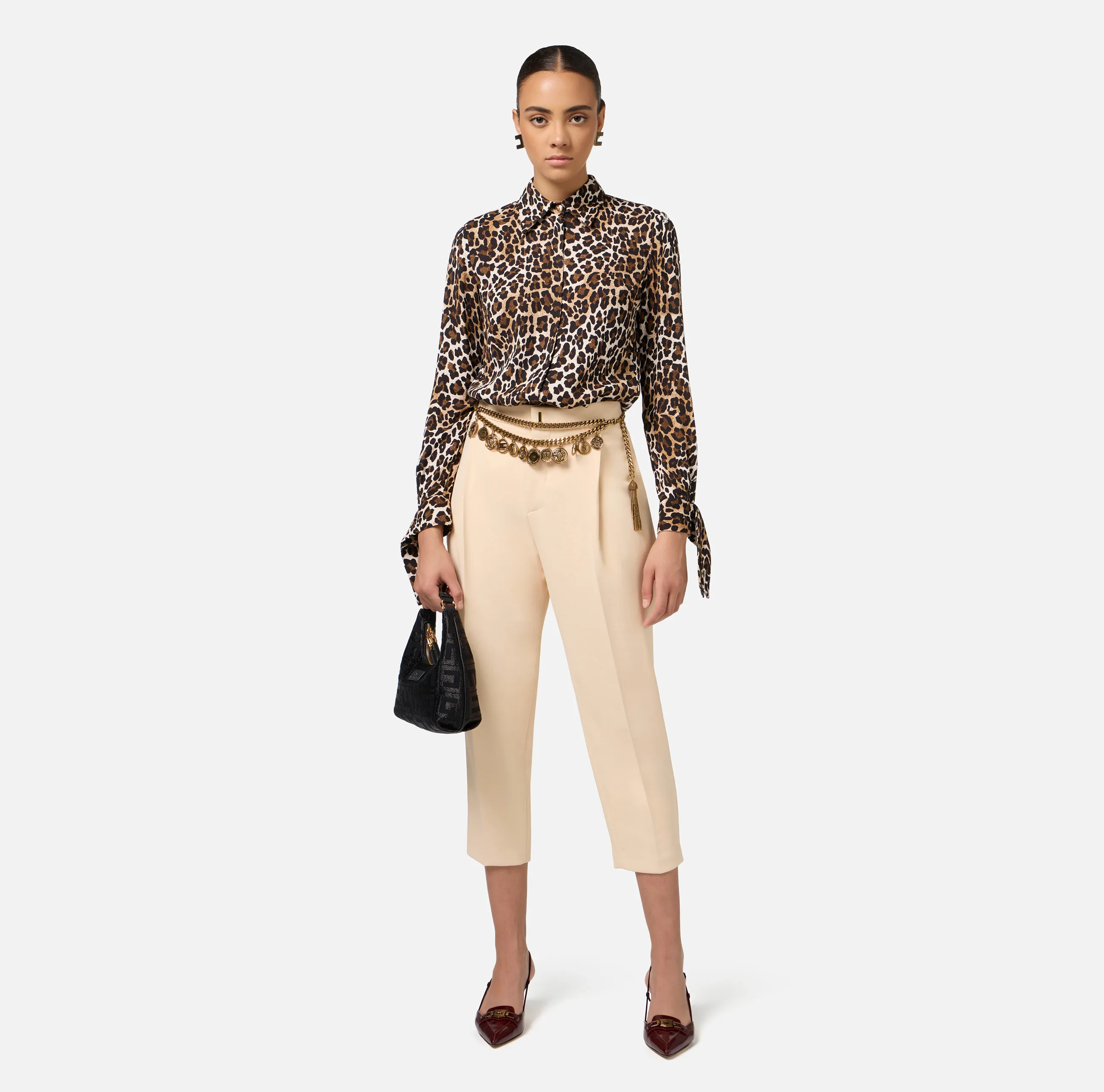 Camicia in georgette animalier con polsi a nastro