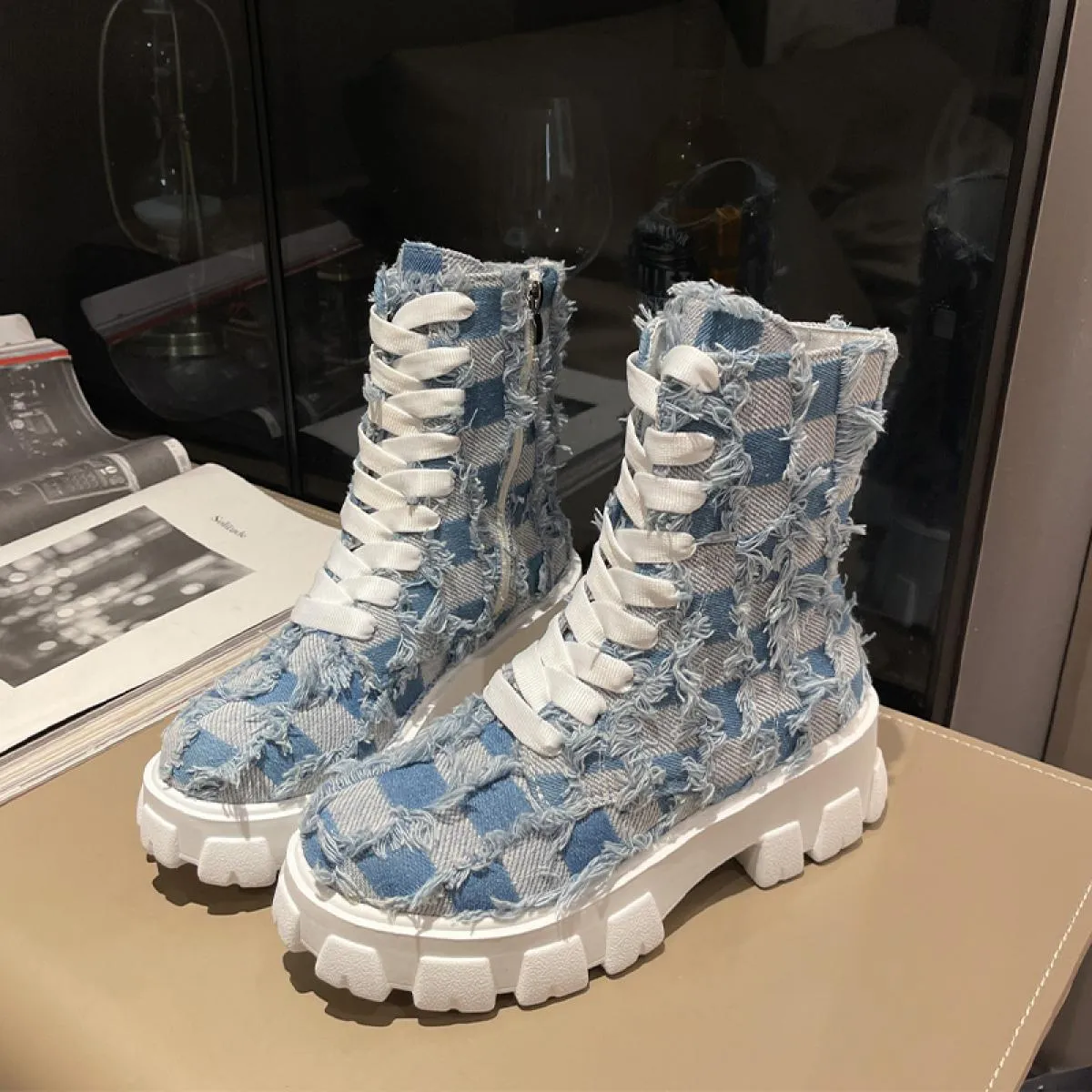 Chelsea Stivali Alla Caviglia Lace Up Punta Rotonda Scarpe da Donna Punk 2023 Inverno Nuovo Goth Stivali da Moto Gladiatore Dell