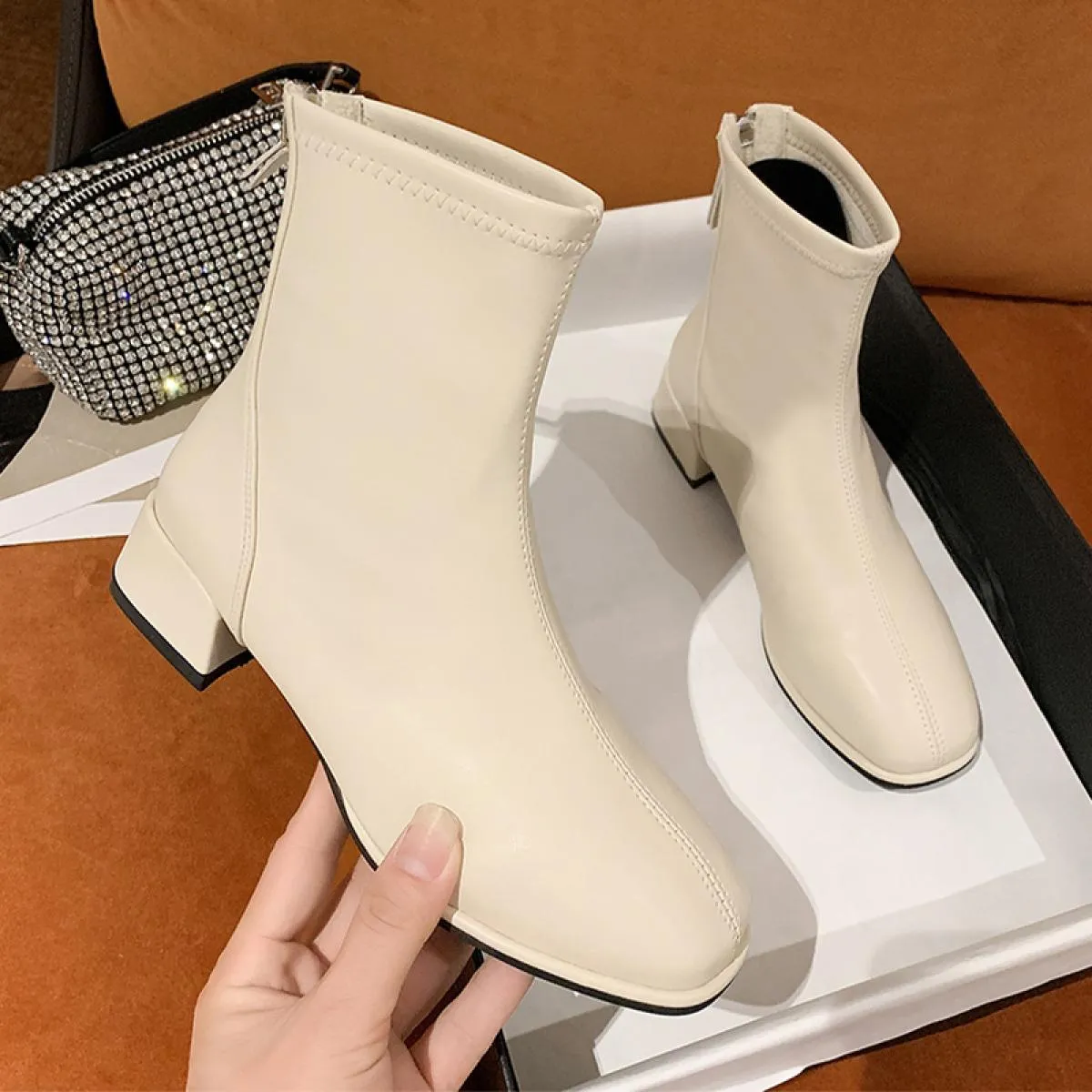 Chunky Donne Chelsea Stivali Tacchi Medi Moda Inverno Scarpe Alla Caviglia 2023 Nuove Pompe Casual Stivali Da Moto Goth Punta Qu