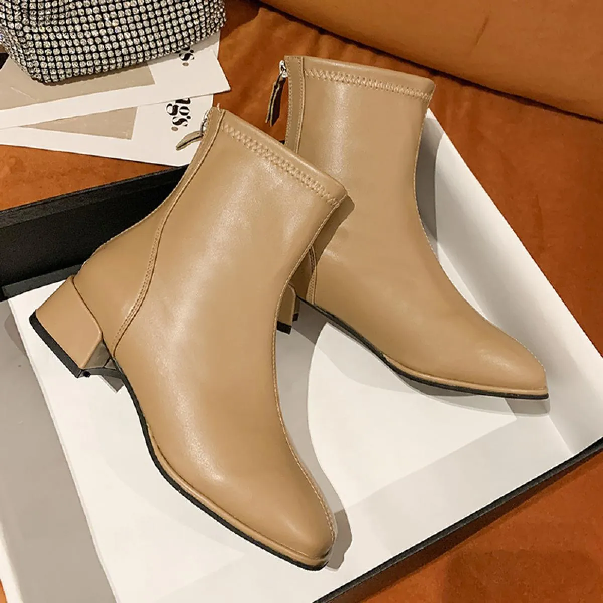 Chunky Donne Chelsea Stivali Tacchi Medi Moda Inverno Scarpe Alla Caviglia 2023 Nuove Pompe Casual Stivali Da Moto Goth Punta Qu
