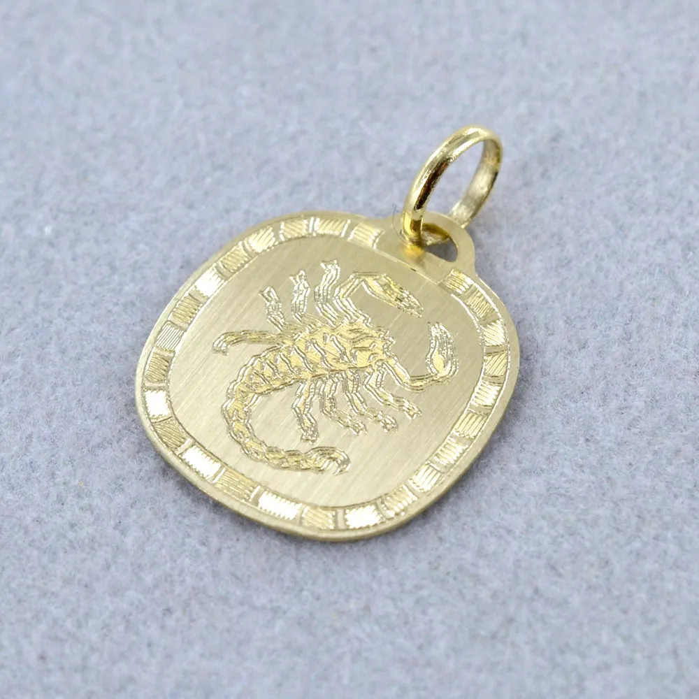 Ciondolo Zodiaco in oro giallo - SEGNO SCORPIONE
