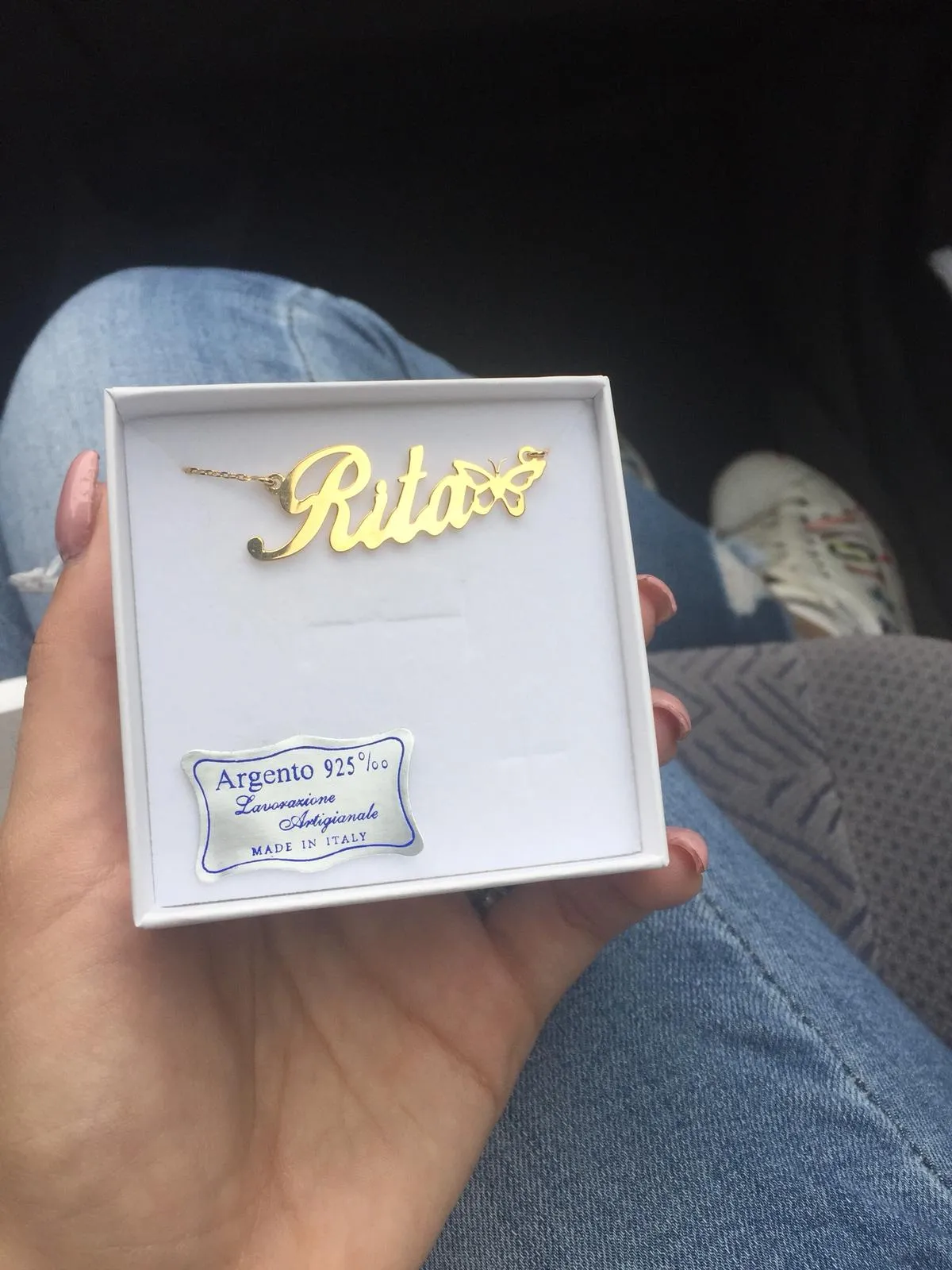 Collana con nome e farfalla placcata oro 18k