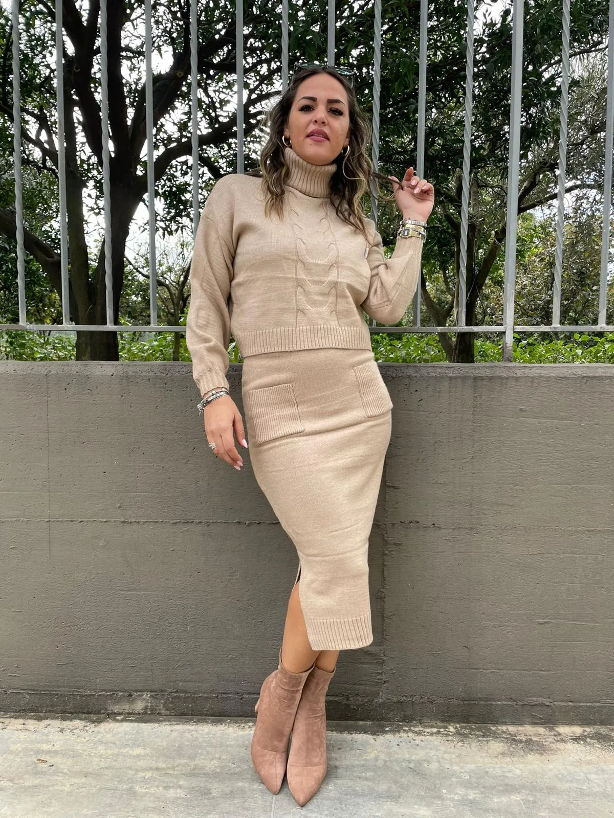 Coordinato 2 pezzi  in lana con maglione e longuette