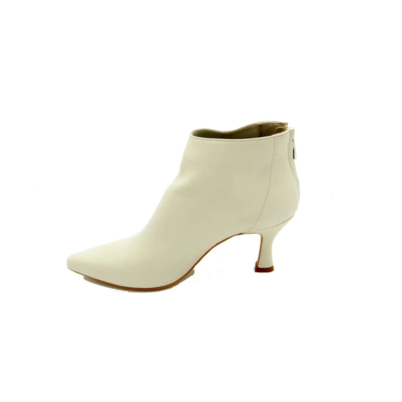 Gaia Pellizzari  Stivaletto in pelle morbida con tacco rocchetto col. Off-White