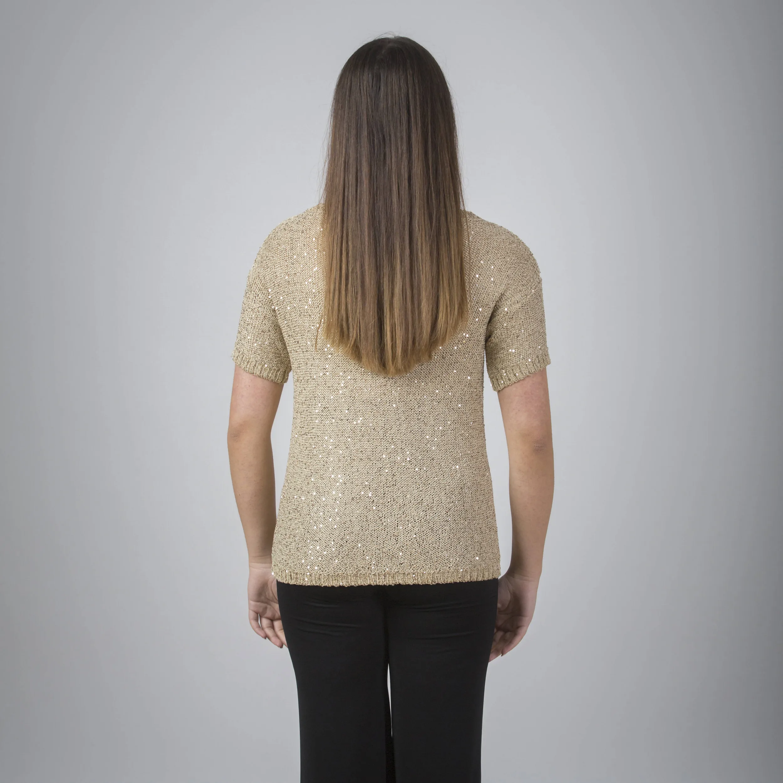 Maglia con micropaillettes a mezza manica