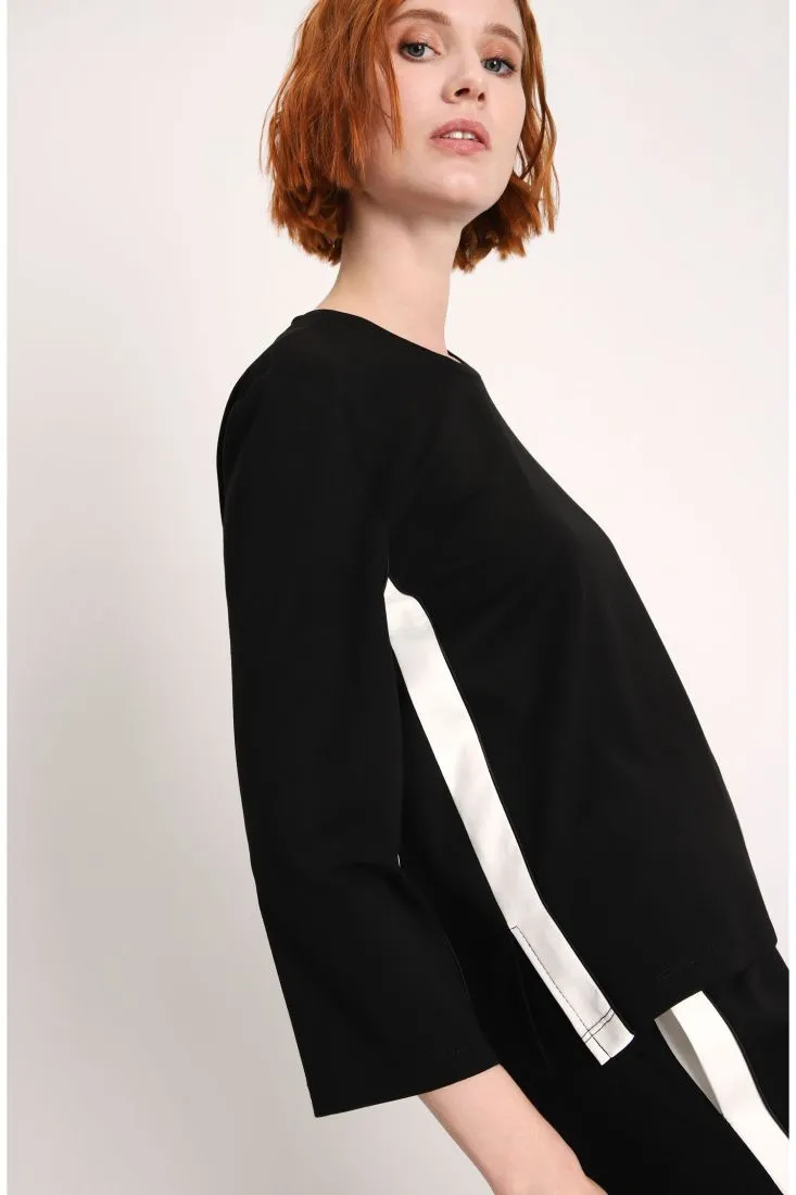 Maglia girocollo con bande laterali