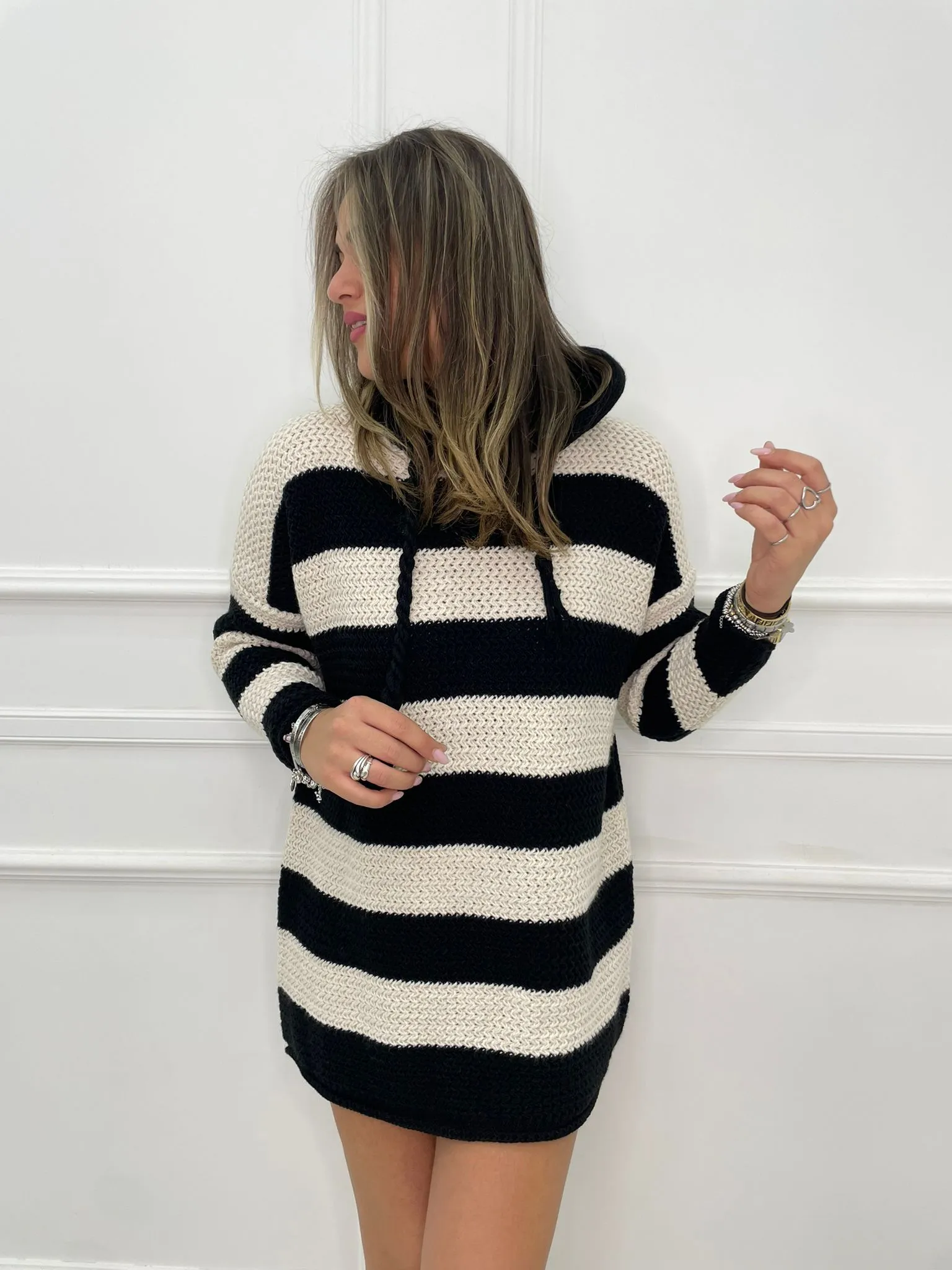 Maglione over trama treccia con cappuccio
