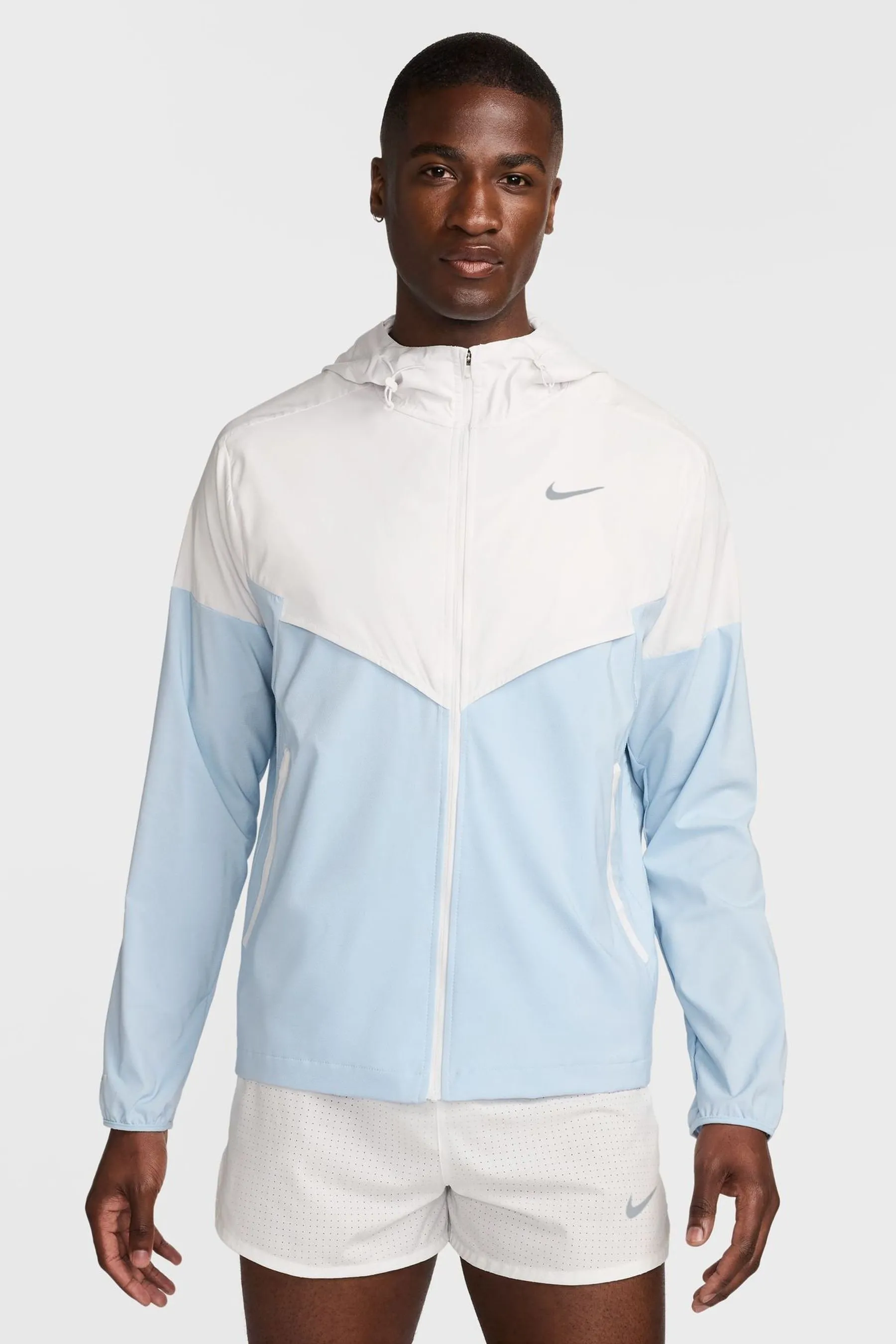 Nike - Giacca da corsa leggera a vento