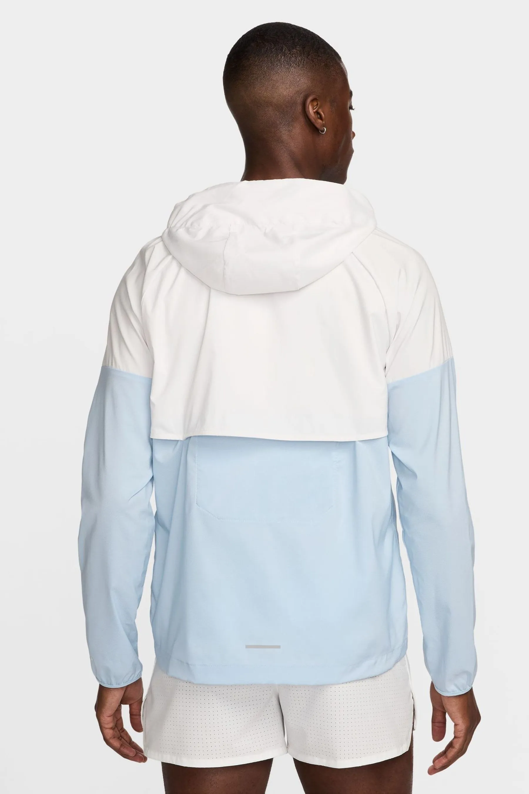 Nike - Giacca da corsa leggera a vento