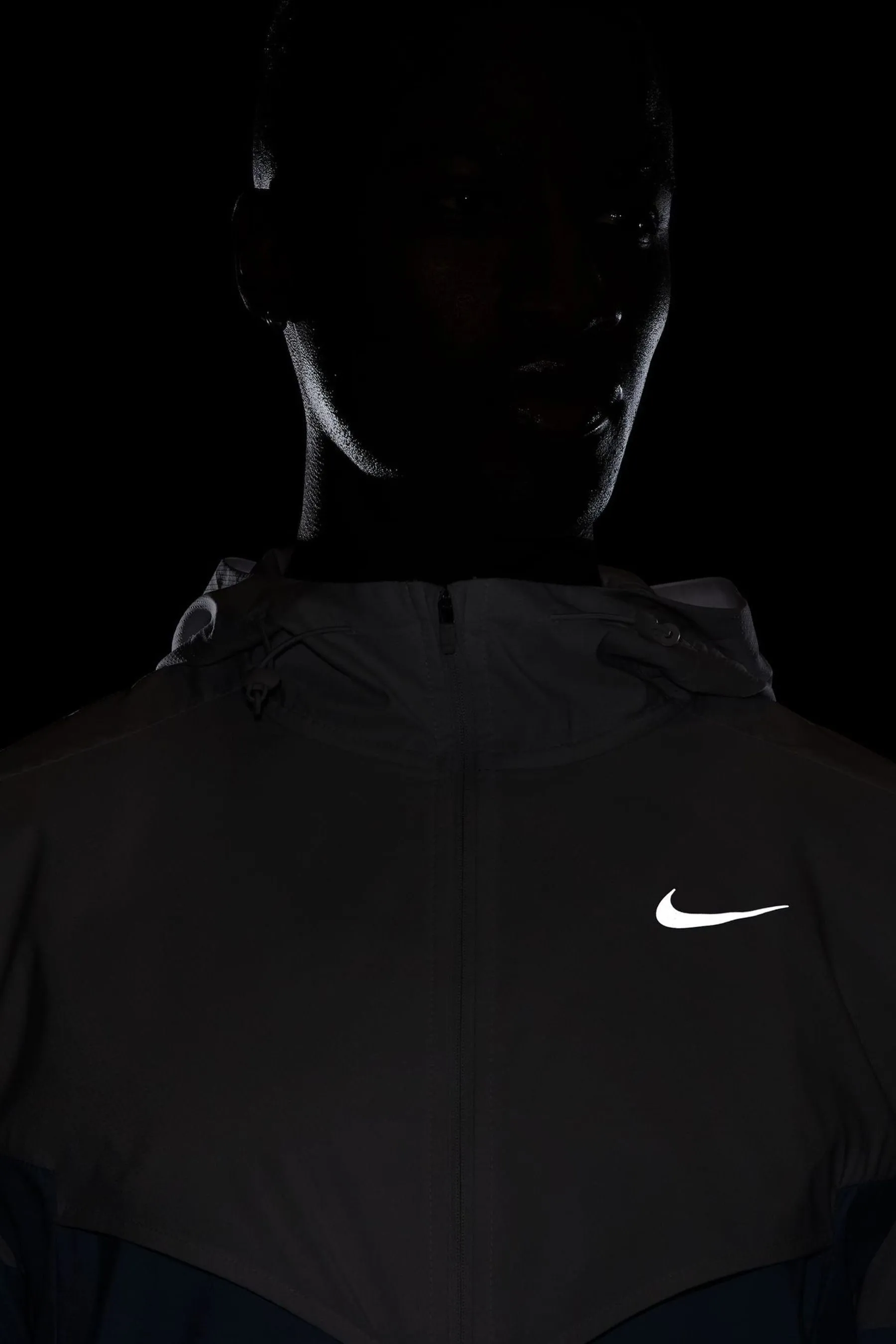 Nike - Giacca da corsa leggera a vento