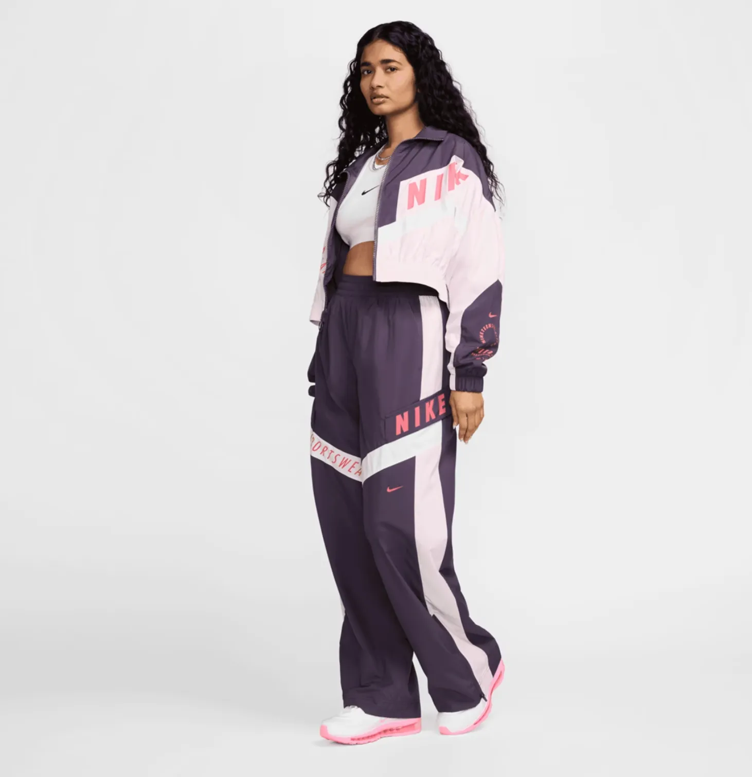 NIKE WOWEN