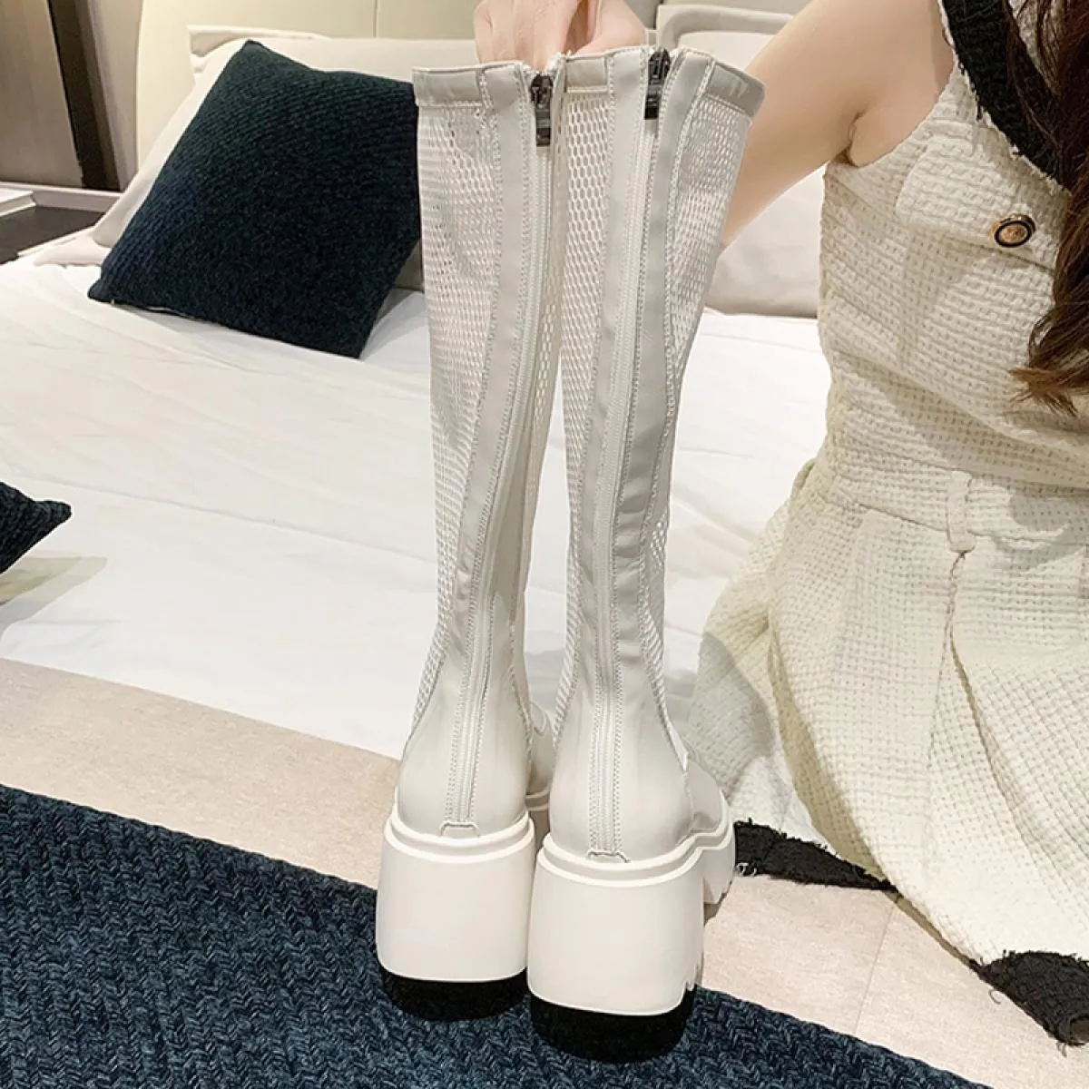 Nuove donne scarpe alte al ginocchio con plateau tacchi medi stivali Chelsea in rete estate 2023 sandali alla moda Goth traspira
