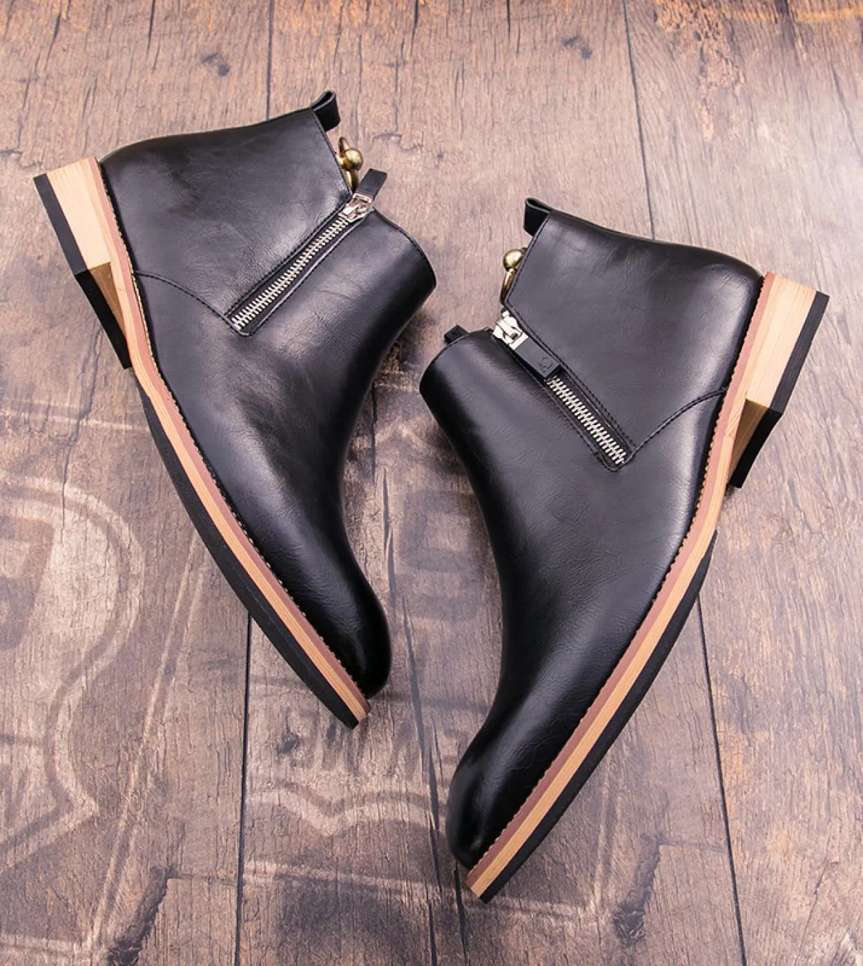 Nuove scarpe da uomo di moda Stivali da lavoro in pelle Uomo Vintage Casual Classico formale Cerniera laterale Stivali Chelsea U