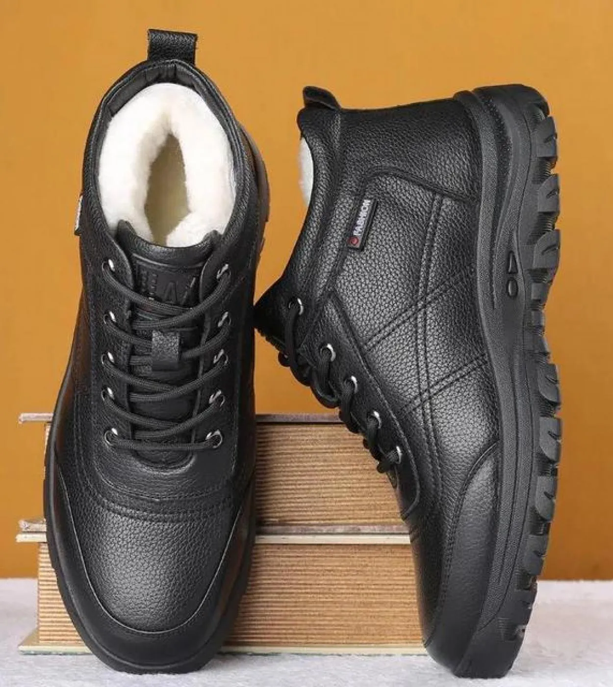 Nuovi stivali invernali da uomo impermeabili stivali da donna caldi da neve in pelle stivali da uomo da lavoro scarpe casual alt