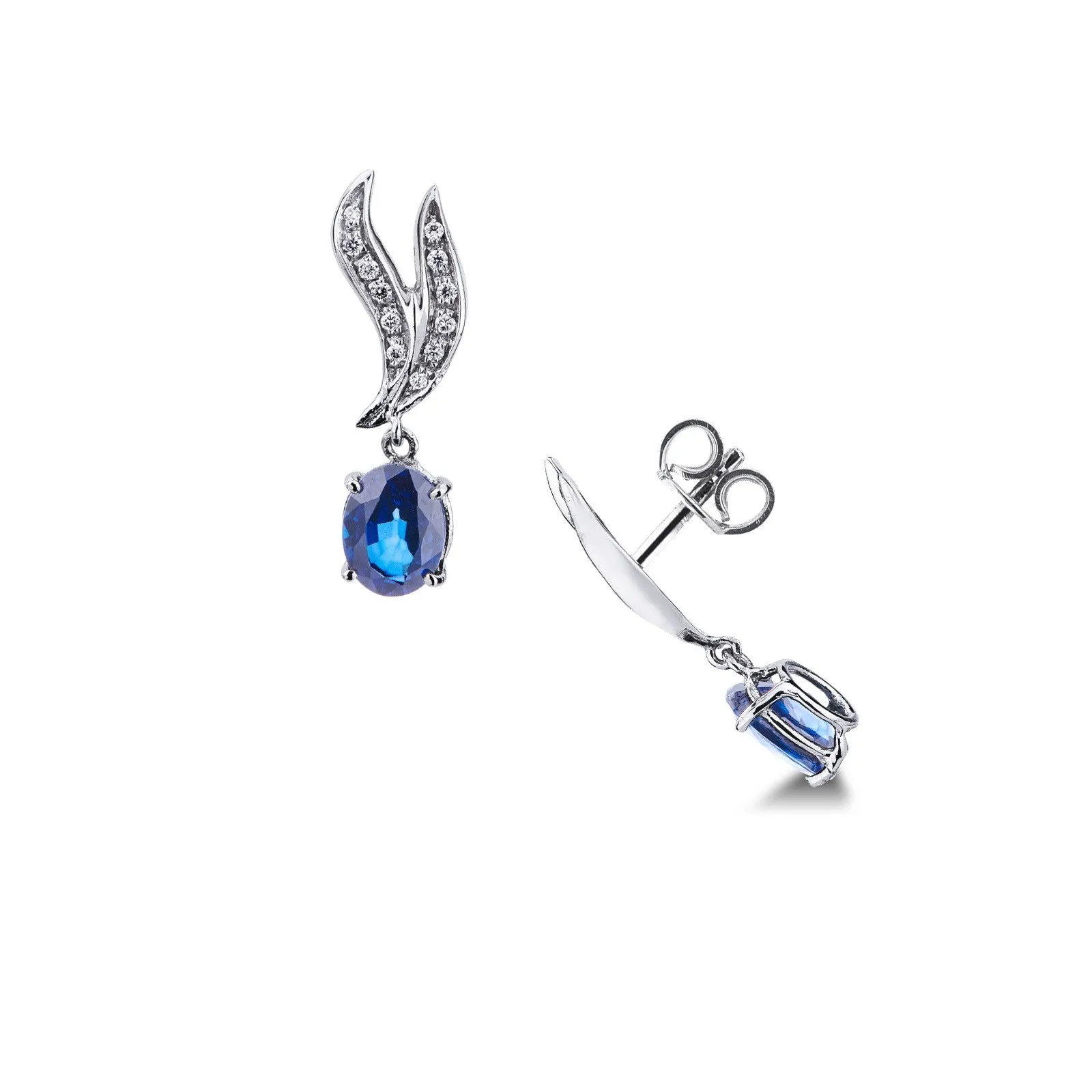 Orecchini con pendente e fiamme in oro bianco 18k con diamanti e zaffiri blu