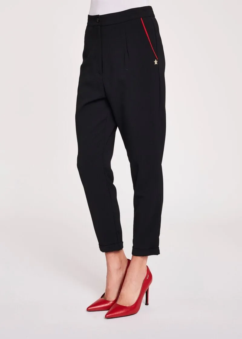 Pantaloni carrot fit