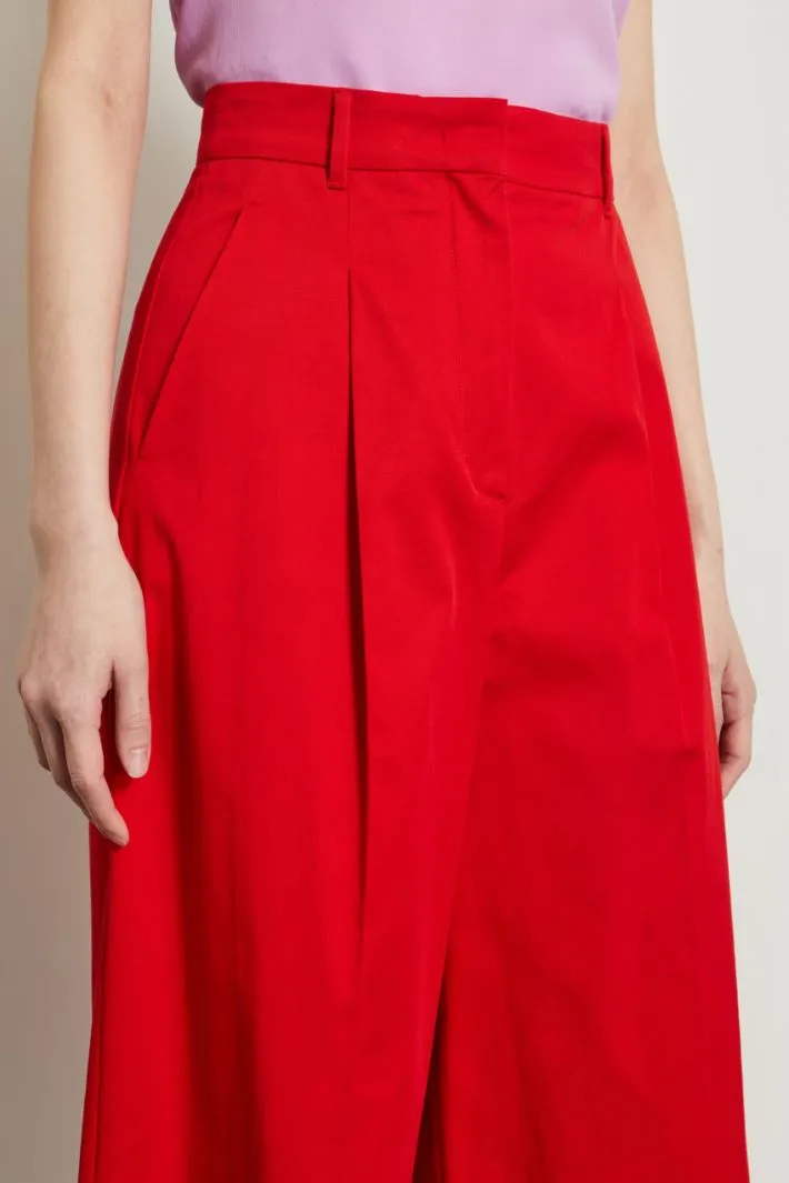 Pantaloni cropped ampi