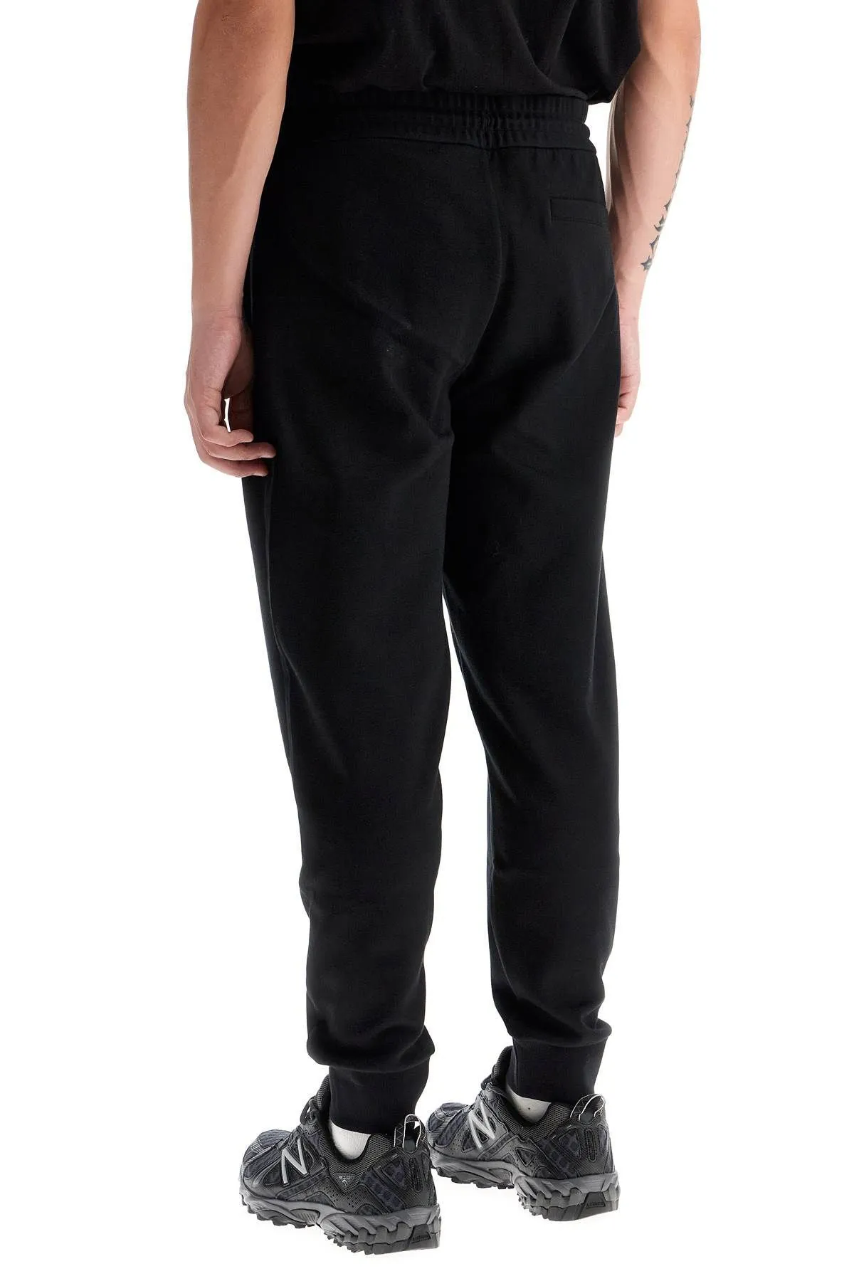 Pantaloni jogger con patch doppio monogramma