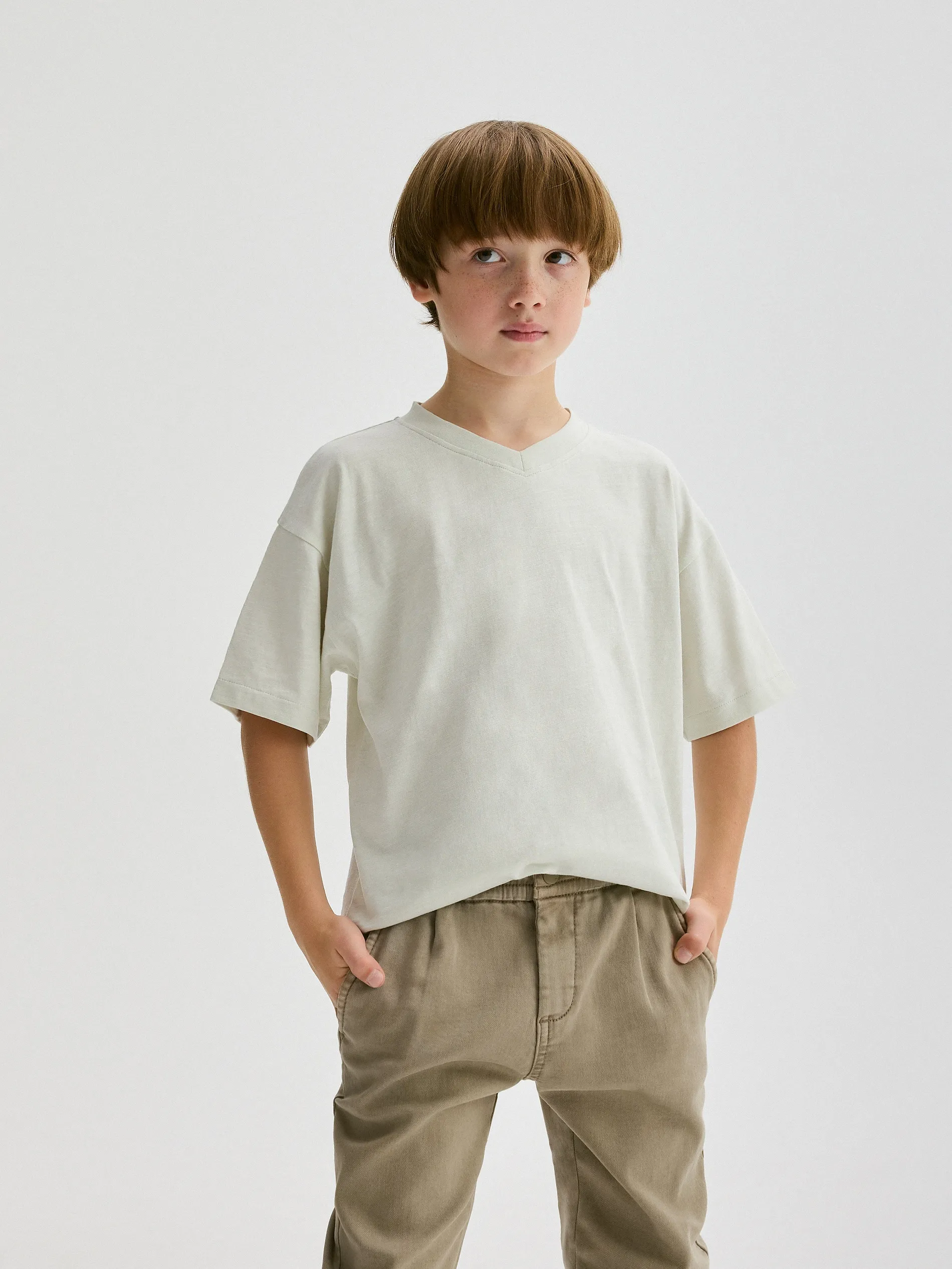 Pantaloni regular altamente elasticizzati