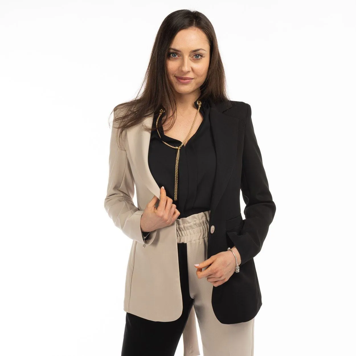 PAQUITA - GIACCA BICOLORE CINTA                                            Previous productPAQUITA - GIACCA BEIGE CON ...       