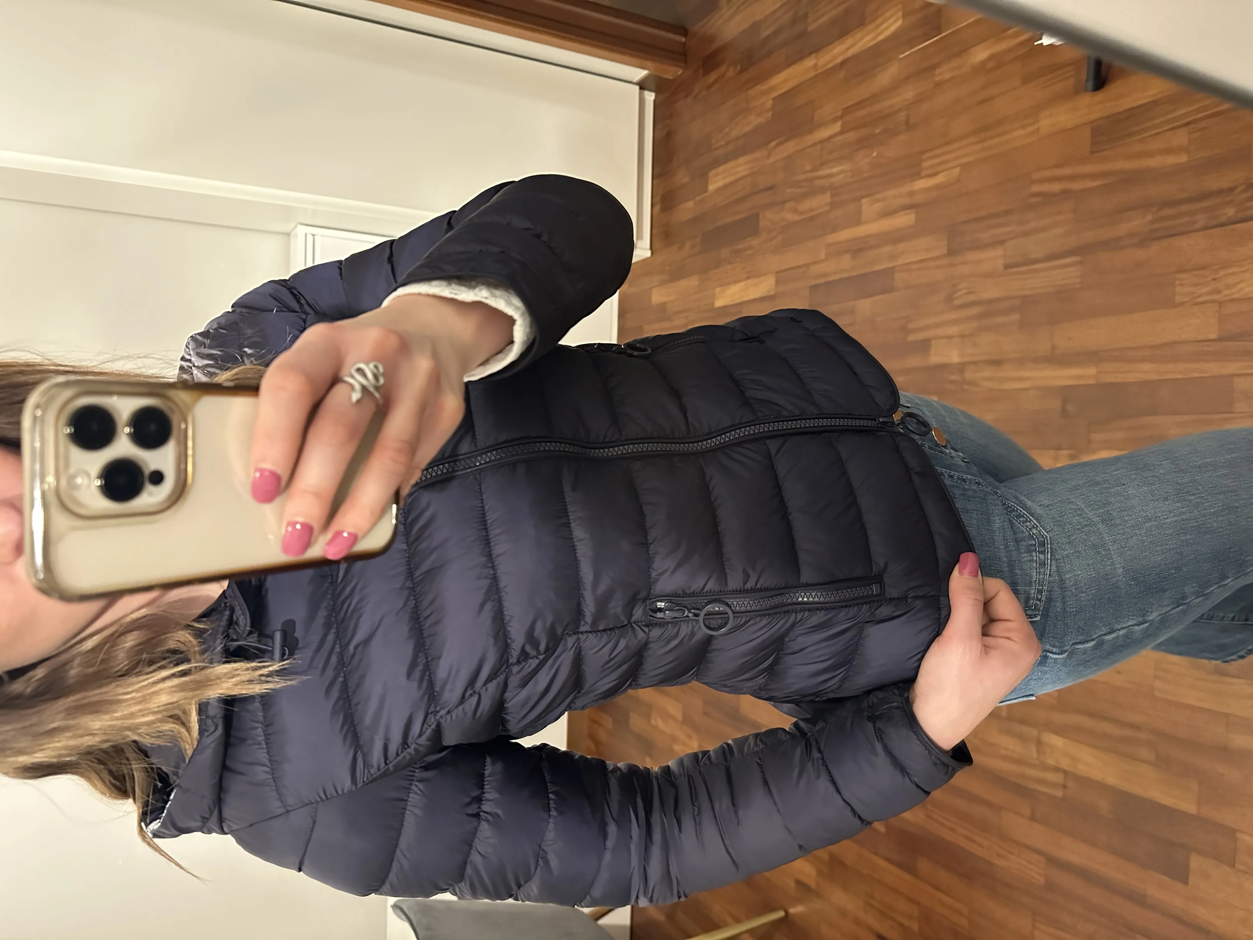 Piumino AZULE’ leggero consistenza 100 grammi con chiusura a zip, con cappuccio removibile tramite zip Tinta Unita Blu