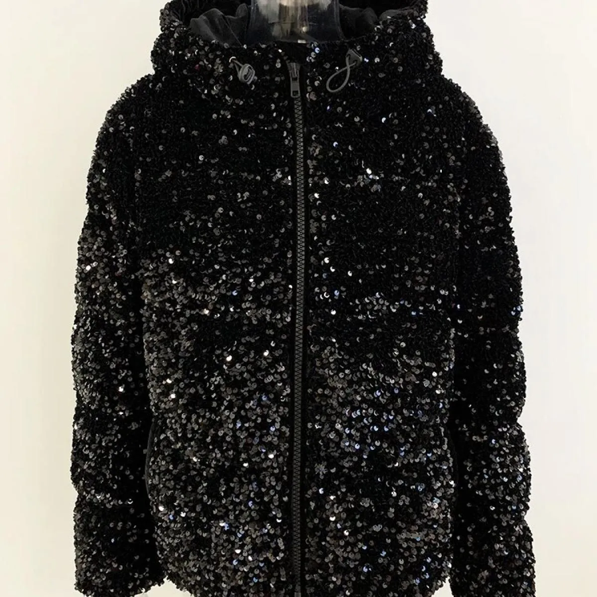 Piumino gonfio con cappuccio con paillettes scintillanti da donna del cappotto invernale più nuovo di High Street 2023