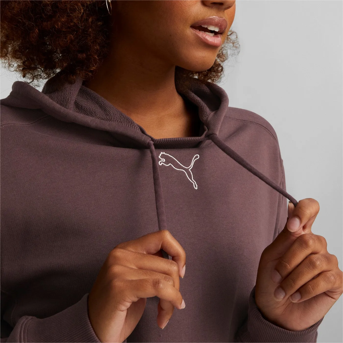 Puma Felpa da donna con cappuccio HER Hoodie TR 849831 75 dusty plum
