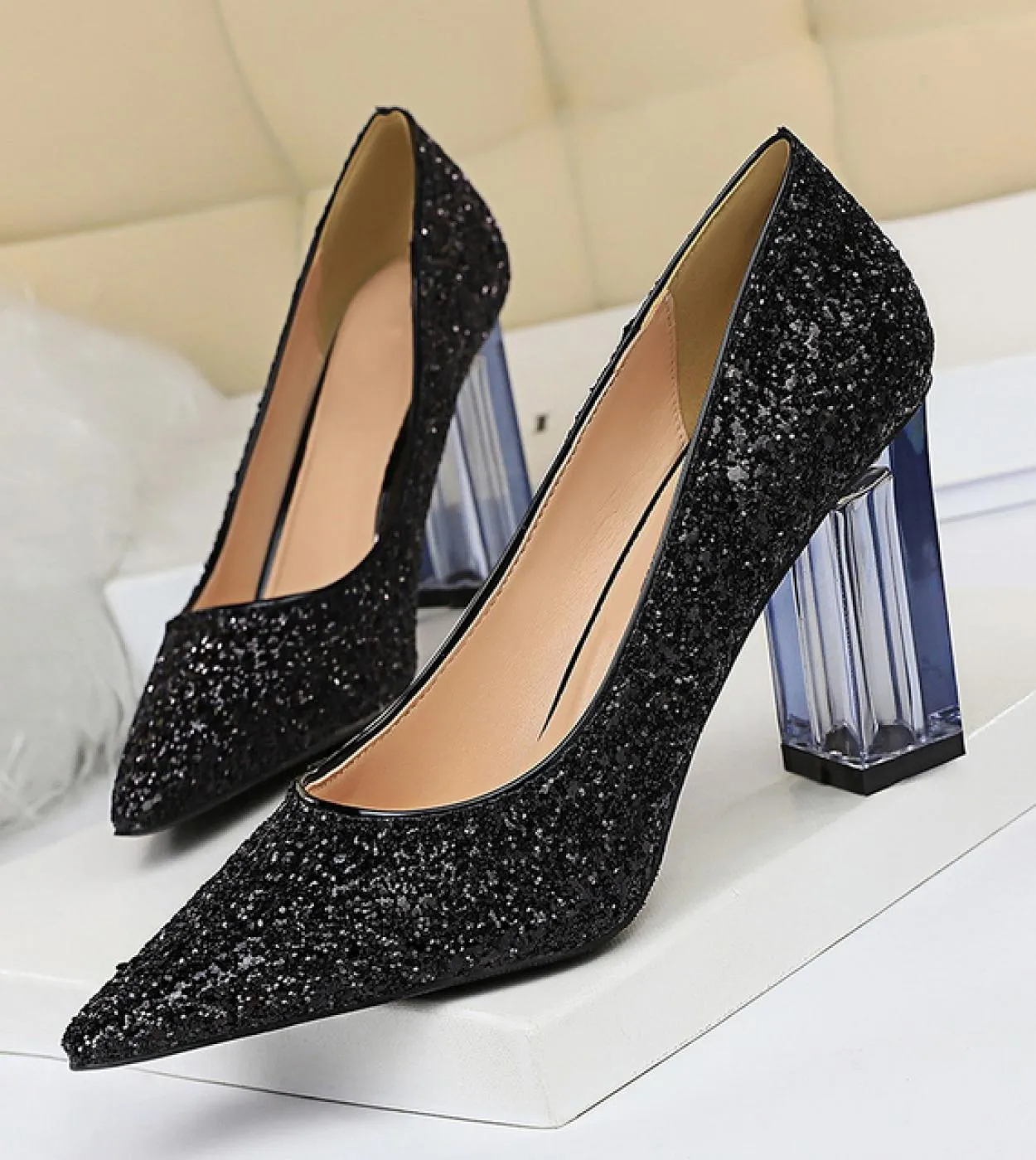 Scarpe con tacchi alti trasparenti Scarpe argento da donna Scarpe con tacco grosso Scarpe da sposa Décolleté dorati da donna