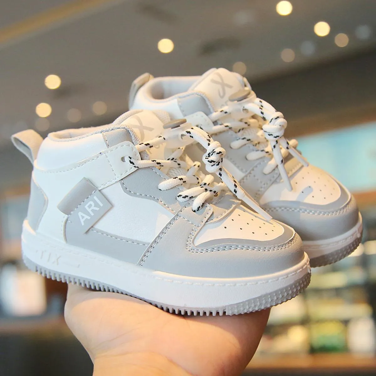 Scarpe da basket per bambini alte Scarpe da ginnastica da basket Scarpe da basket per ragazze Scarpe casual per bambini