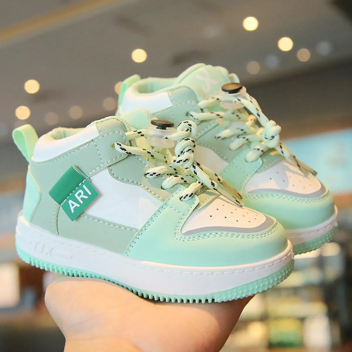 Scarpe da basket per bambini alte Scarpe da ginnastica da basket Scarpe da basket per ragazze Scarpe casual per bambini