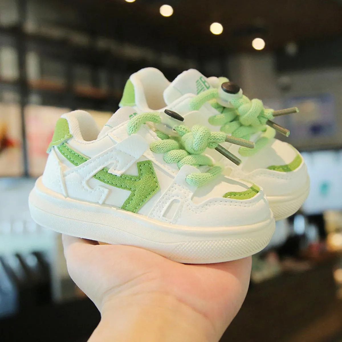Scarpe da ginnastica per allenamento sportivo per bambini Scarpe basse per lacci Scarpe da corsa per bambini all'aperto Scarpe c