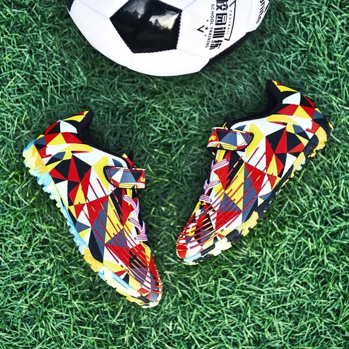 Scarpe da ginnastica per bambini Scarpe da ginnastica per bambini per ragazzo Scarpe da calcio leggere Scarpe per bambini stile