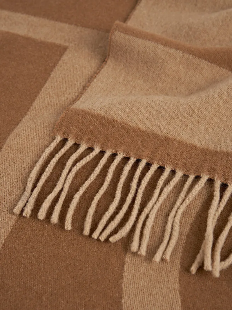 Sciarpa in lana jacquard monogramma cammello