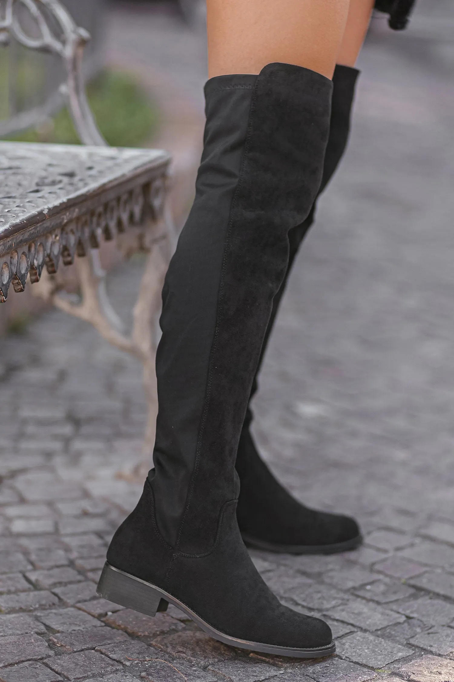 Stivali alla coscia con fascia elastica Neri