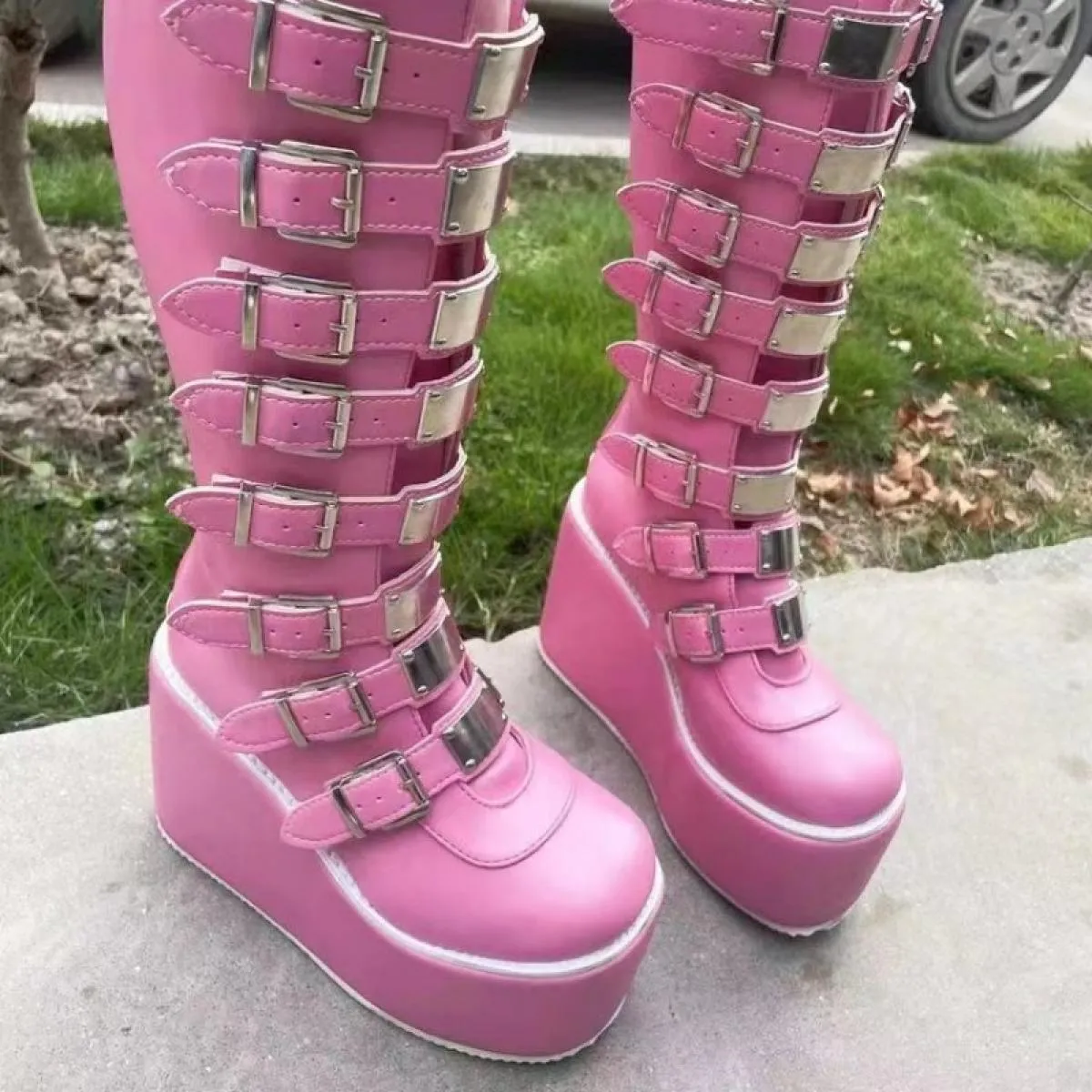Stivali alti al ginocchio Moto Donna Chelsea Tacchi alti Zeppe Scarpe con plateau Moda 2023 Nuove pompe invernali Designer da do