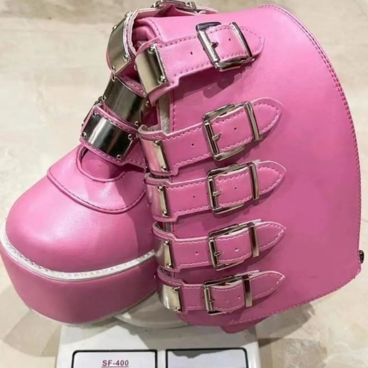 Stivali alti al ginocchio Moto Donna Chelsea Tacchi alti Zeppe Scarpe con plateau Moda 2023 Nuove pompe invernali Designer da do